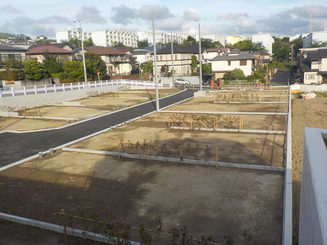 神奈川県横浜市港南区日野中央三丁目計画　擁壁再築造工事・A工区宅地造成工事